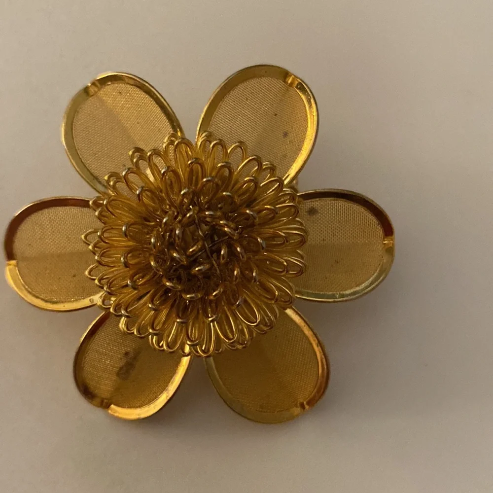 9 Vintage Floral Flower Themed Pins Brooches incl Sarah Coventry Avon Monet - Picture 14 of 16